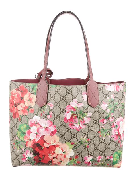 bloom gucci bag|Gucci gg blooms handbags.